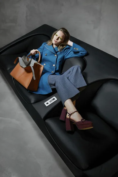 Look 30